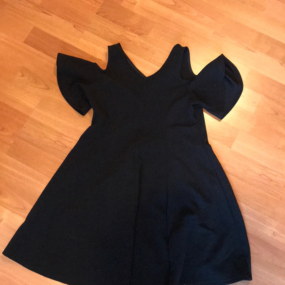 Cold shoulder girls dress